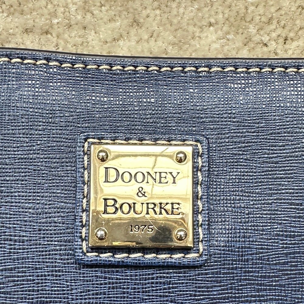 Dooney & Bourne Gorgeous Navy Blue Leather Tote Bag - Picture 2 of 10